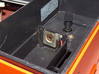 Click image for larger version  Name:	Rusty battery compartment.JPG Views:	0 Size:	340.9 KB ID:	11314