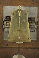 Click image for larger version  Name:	5_tischuhr-mit-digitalanzeige-ag-fuer-uhrenfabrikation-lenzkirch-um-1895-58216-5.jpg Views:	0 Size:	409.0 KB ID:	27568